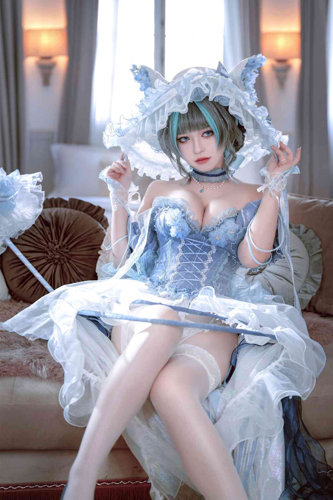 半半子碧蓝航线 柴郡 废稿礼服